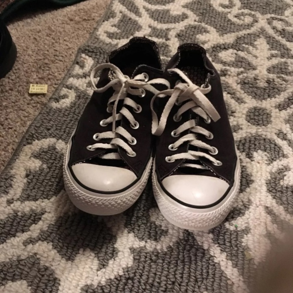 converse shoes